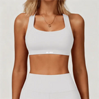 Femme portant une Brassière gainant blanc FL-FIT pour femme fitness