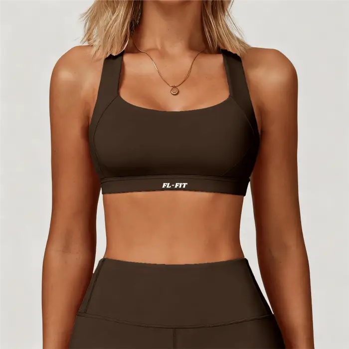 Femme portant une Brassière gainant marron FL-FIT pour femme fitness