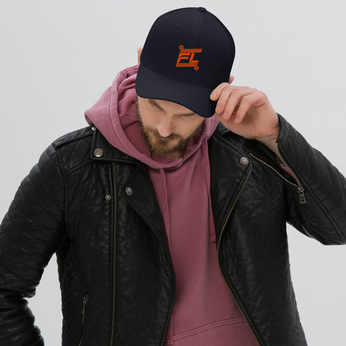 FL-FIT Casquette unisexe Billie bleu marine, mockup face avant, logo FL orange brodé, fond blanc
