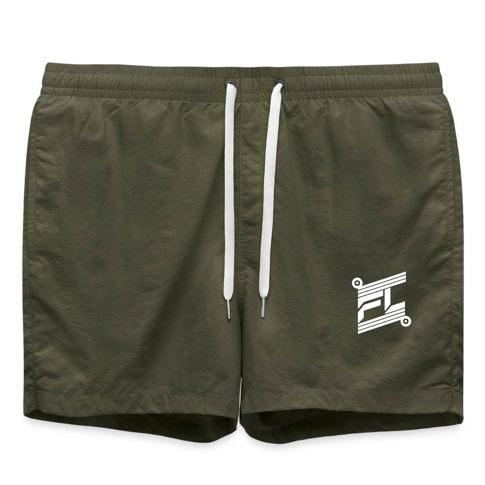 Short de bain homme FL-Fit vert olive, séchage rapide, doublure filet, cordon ajustable taille, logo FL blanc, poche arrière pression, bain plage sport aquatique, fond blanc isolé